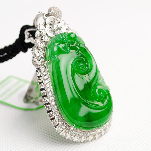 翡翠真假分不清？華德防偽教您科學鑒別真偽